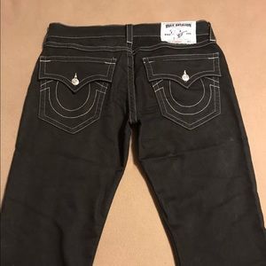 Men’s True Religion Straight Leg Jeans Size 33